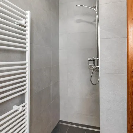 Aux Pieds - Domaine Des 4 Vallees